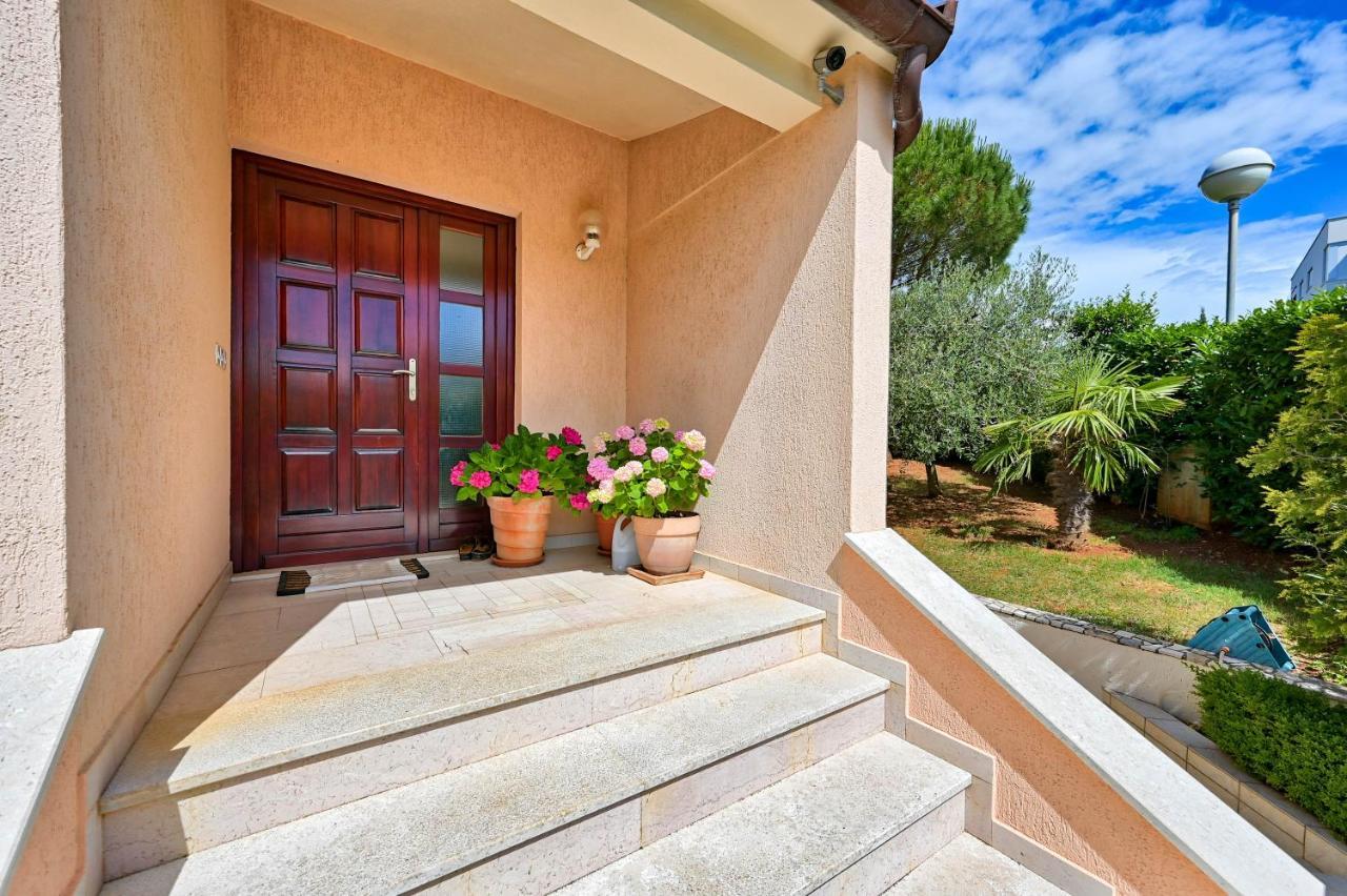 Iby Apartment Πούλα Εξωτερικό φωτογραφία