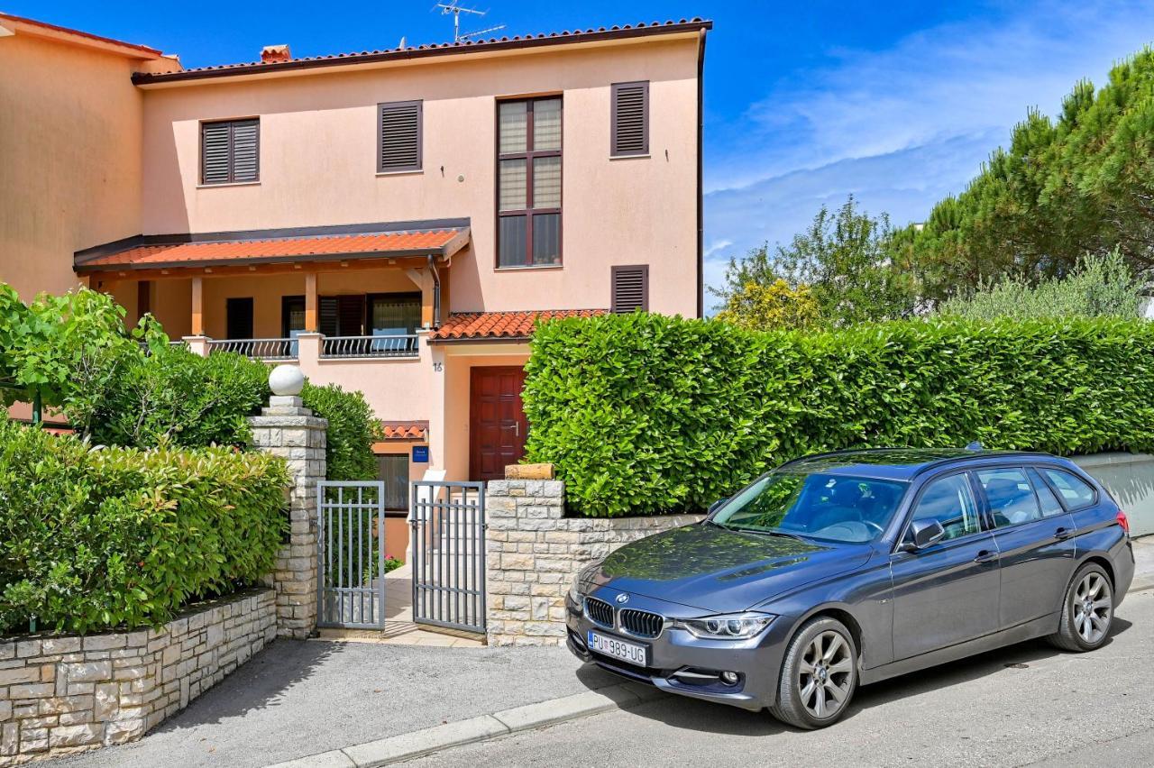 Iby Apartment Πούλα Εξωτερικό φωτογραφία