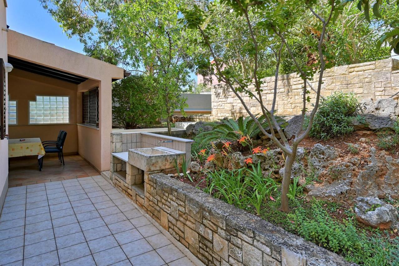 Iby Apartment Πούλα Εξωτερικό φωτογραφία