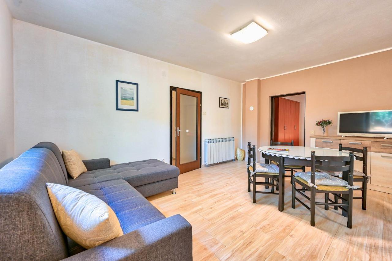 Iby Apartment Πούλα Εξωτερικό φωτογραφία